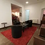 Vintage Downtown Hostel