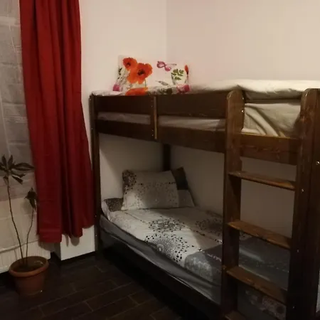 Vintage Downtown Hostel Brašov