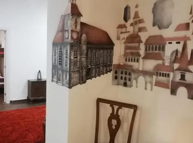 Vintage Downtown Hostel